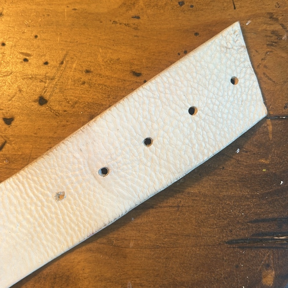 Vintage Made in Italy Garuglieri White Distressed Leather Belt, Silver Buckle - Picture 8 of 11